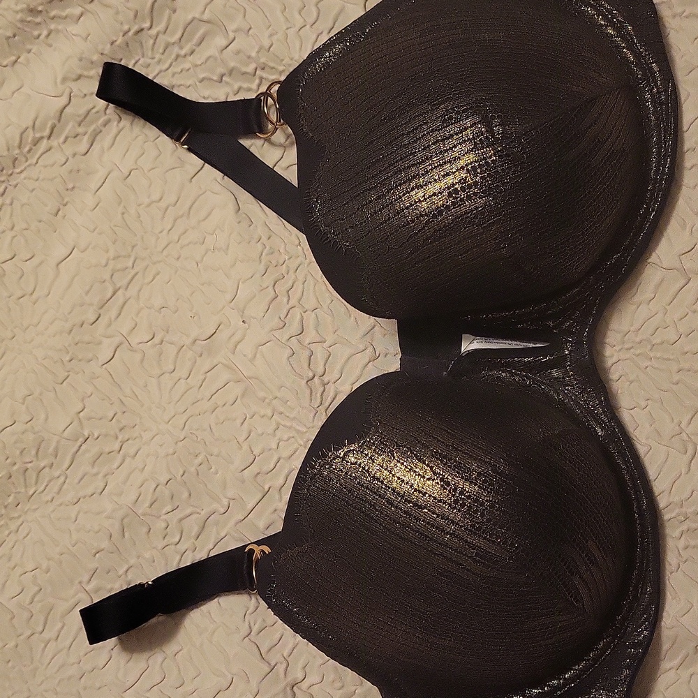 Cacique 40DDD Metallic Lace Bra